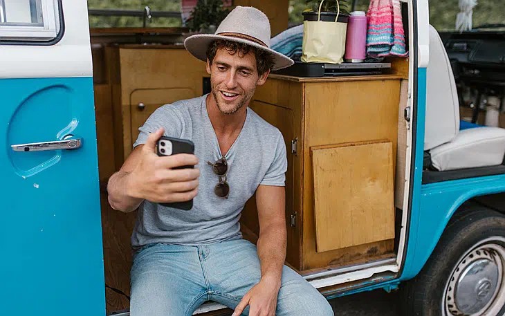 Smartphone-Hacks-Ausland